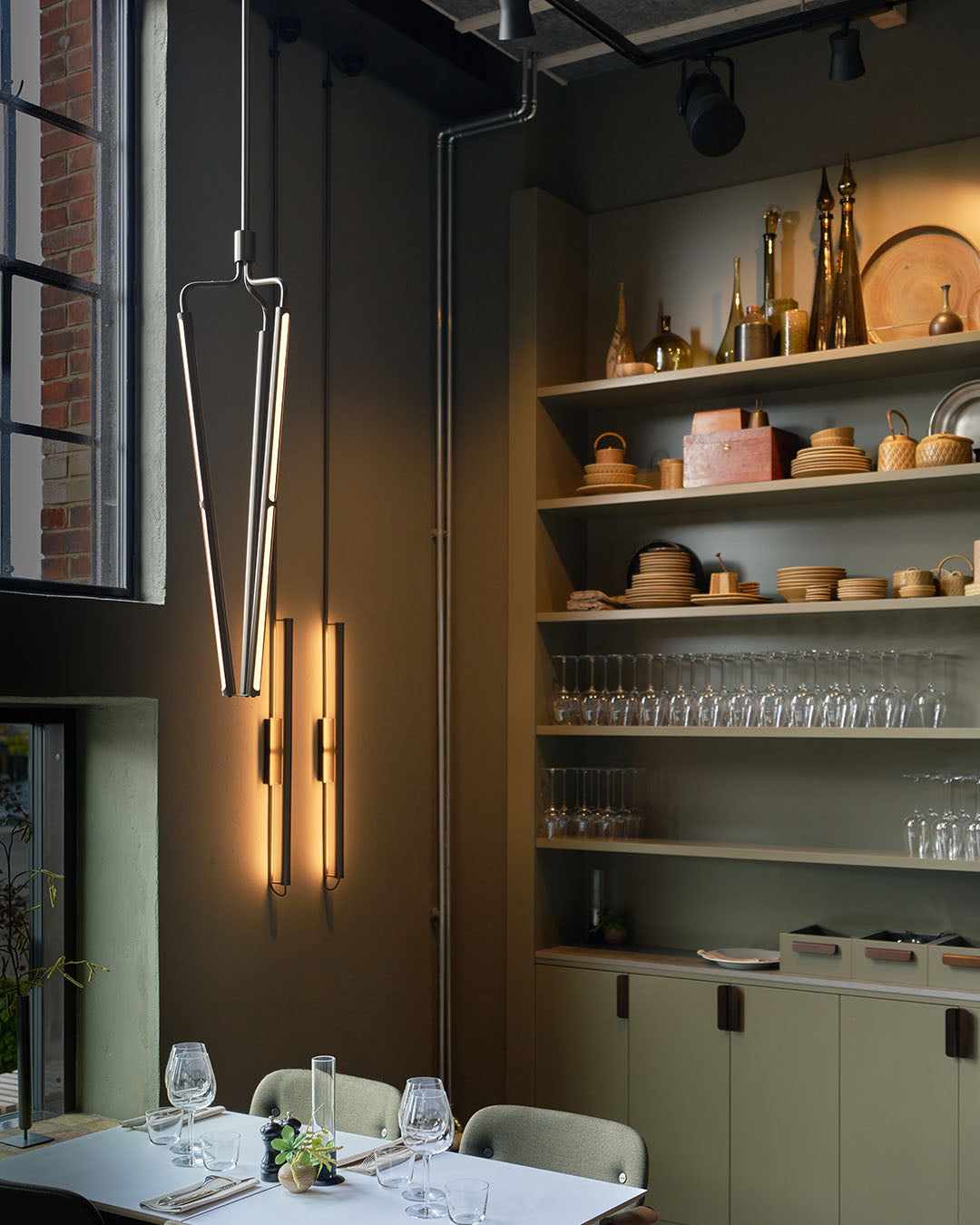 Bloomsbury Chandelier - Long