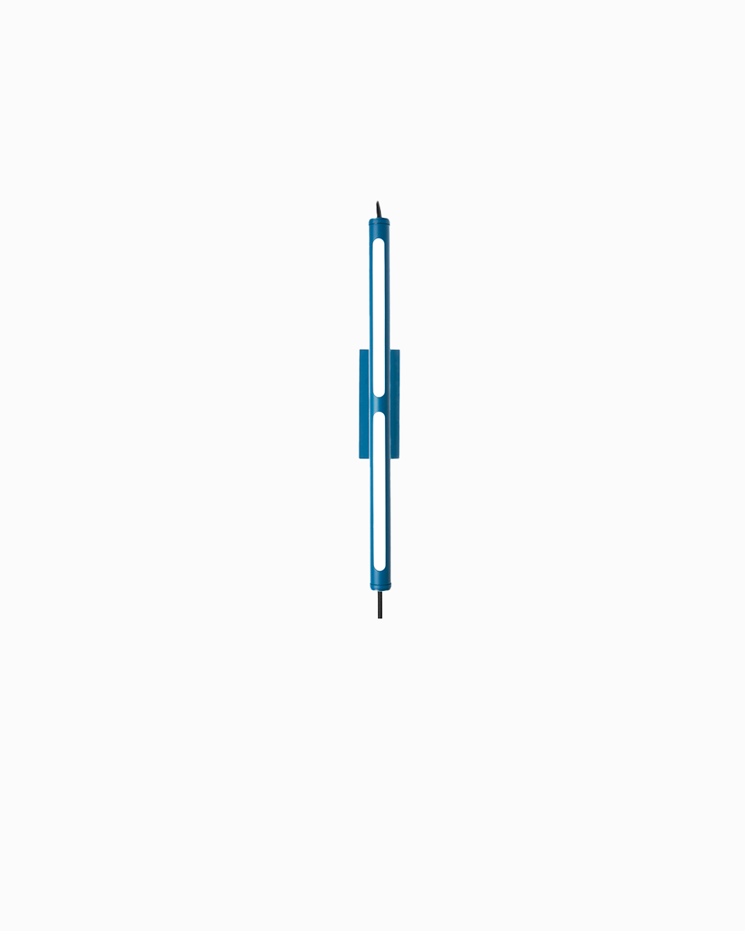 packshot_bloomsbury_wall lamp_500_cable_blue
